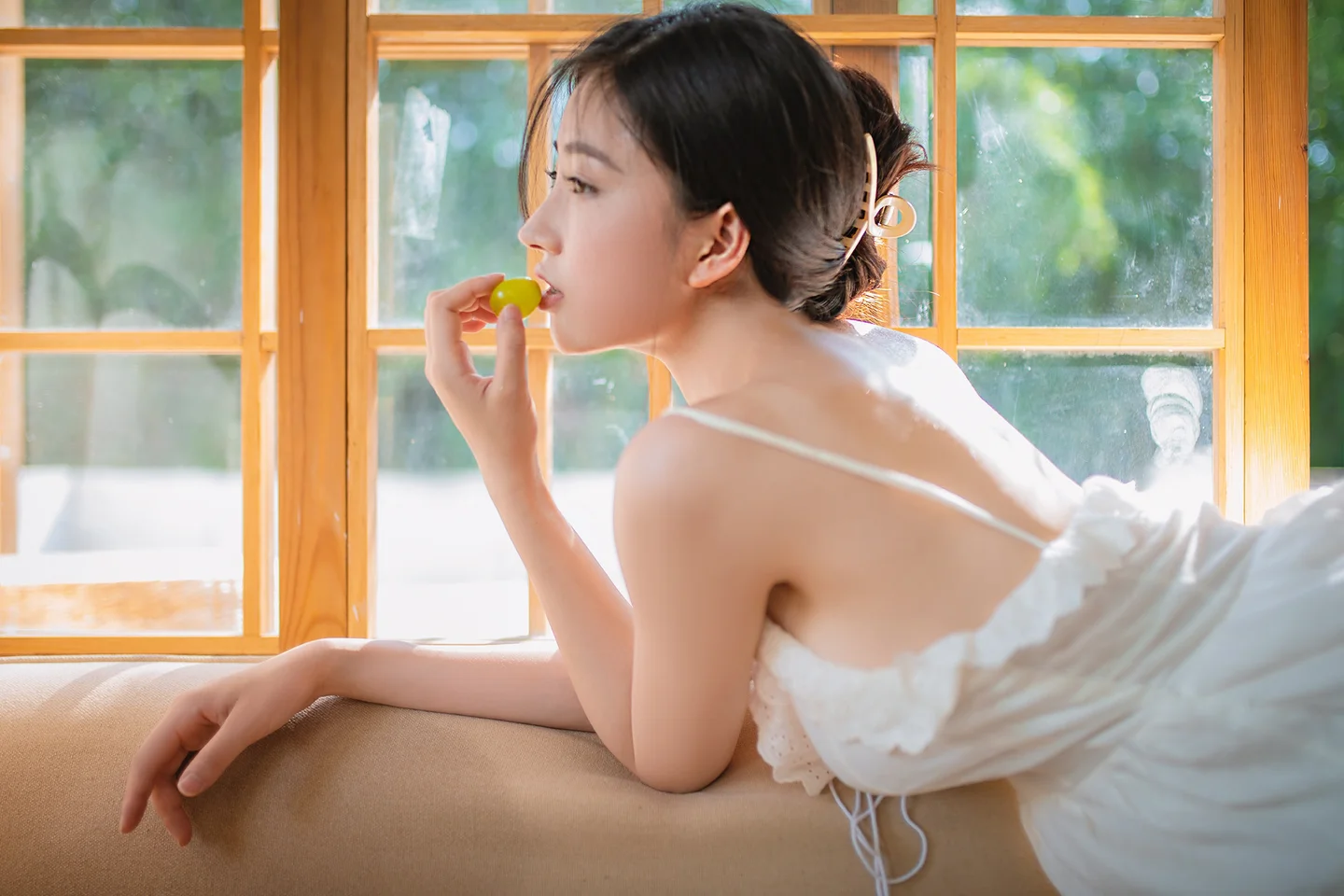 年年 - 夏日物语 [37P-148MB] tg@simisebaisi 【丝足阁】009.webp